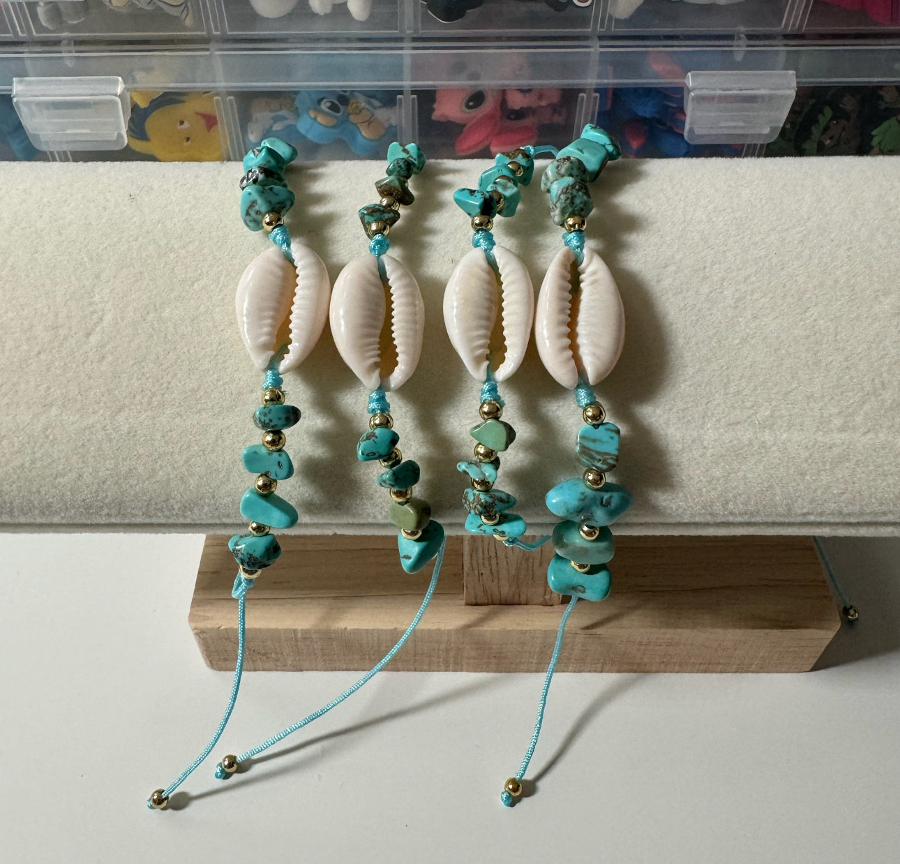 SHELL BRACELET